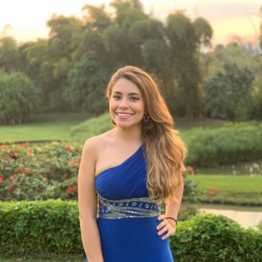 Meet your Posher, Cristina